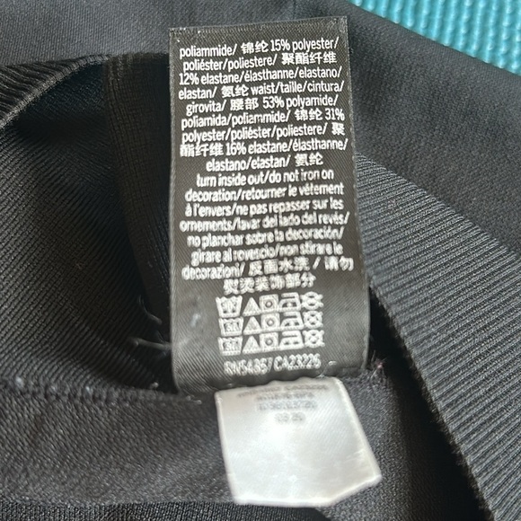 Victoria’s Secret Pink Black High Waisted Seamless Leggings Large - Picture 7 of 7